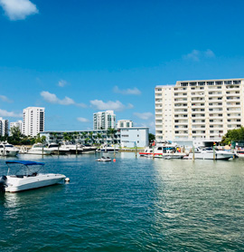 La bahía y el edificio - Be in Miami